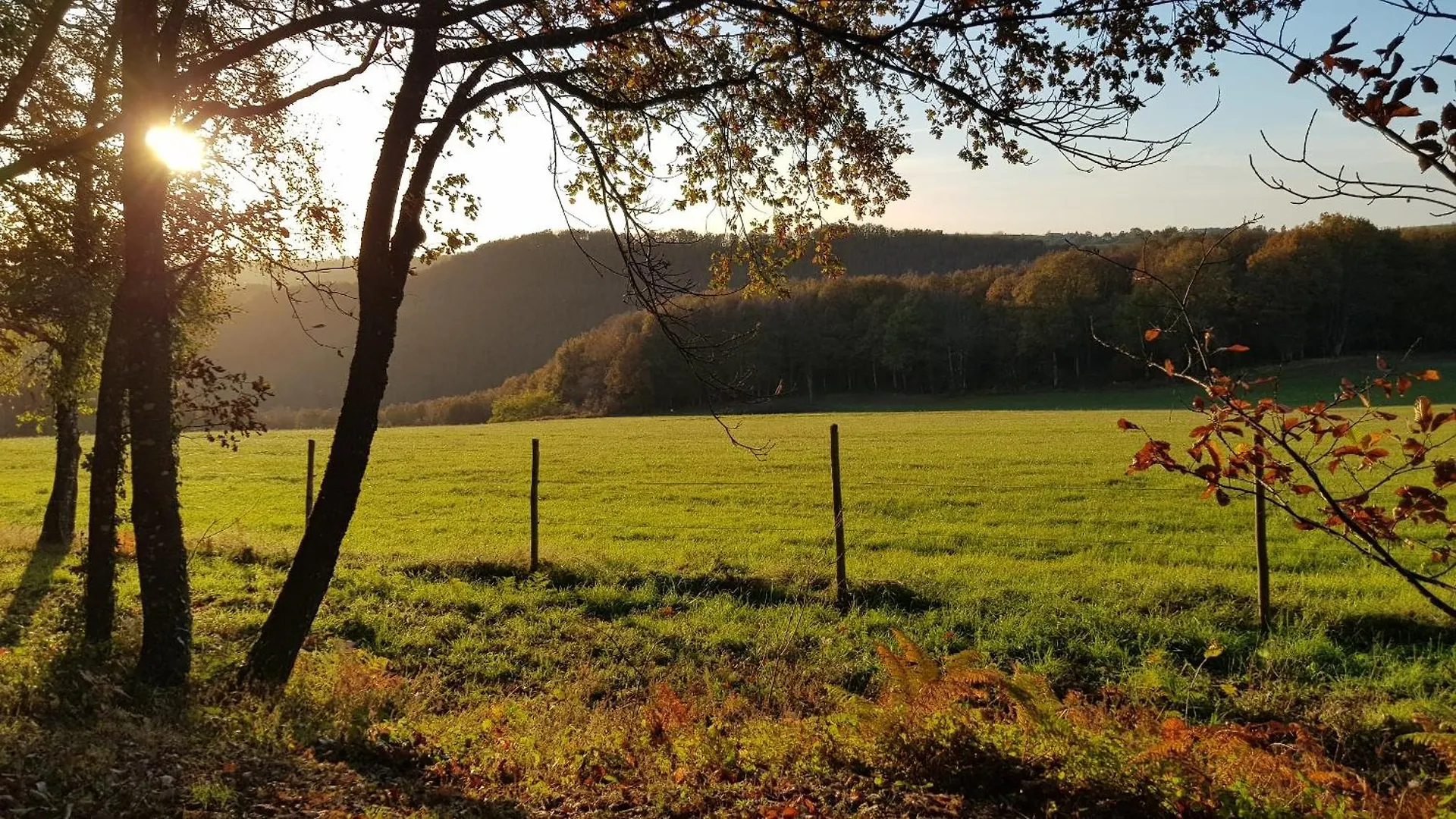 Prázdninový dům Les Juliannes - Gite La Pierre Etoilee Piscine Jardin Paulinet